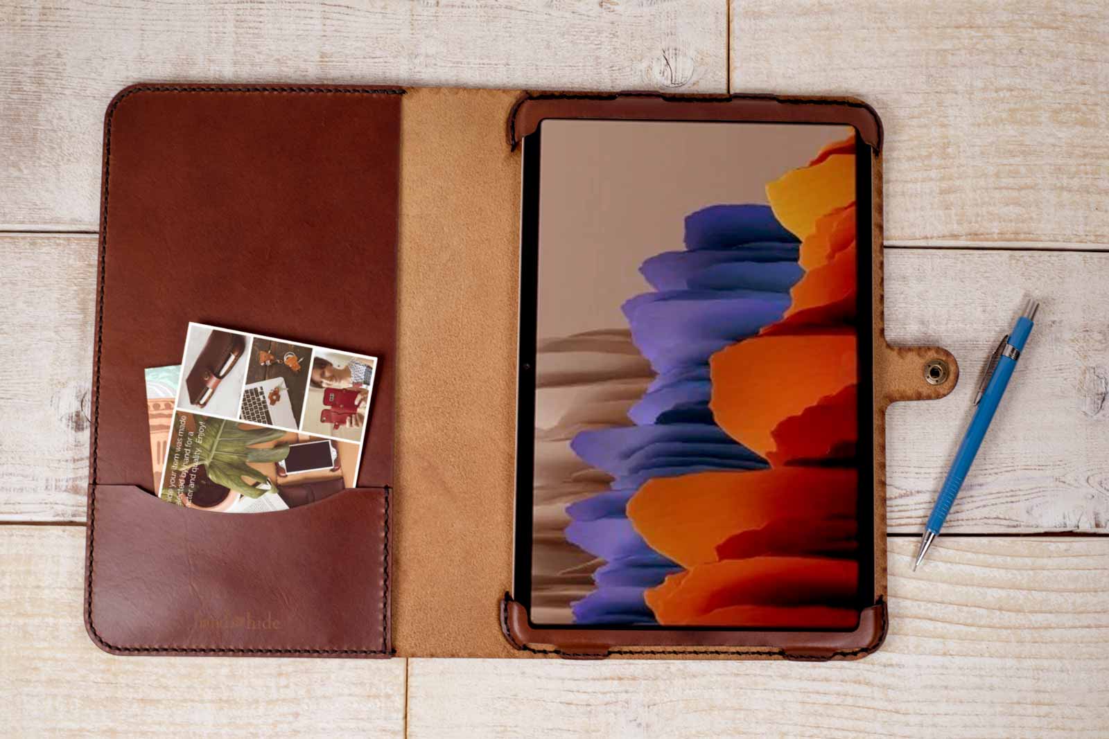 Samsung Galaxy Tab S9 or Tab S9 FE Classic Leather Cover