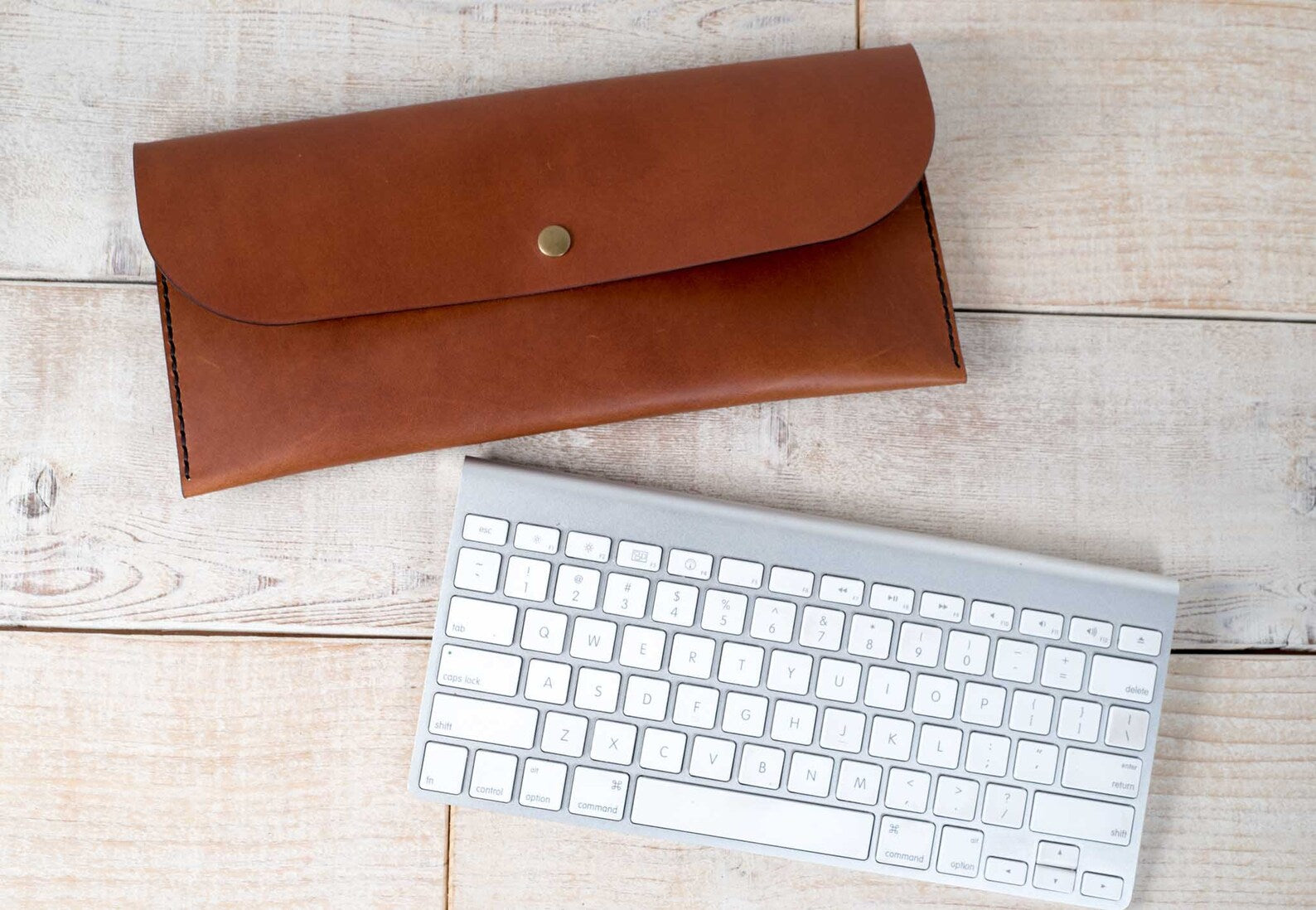 Leather Keyboard Case for Apple Wireless Keyboard - Hand and Hide LLC