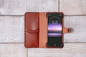 Hand and Hide Xperia 1 Leather Phone Wallet | Chestnut