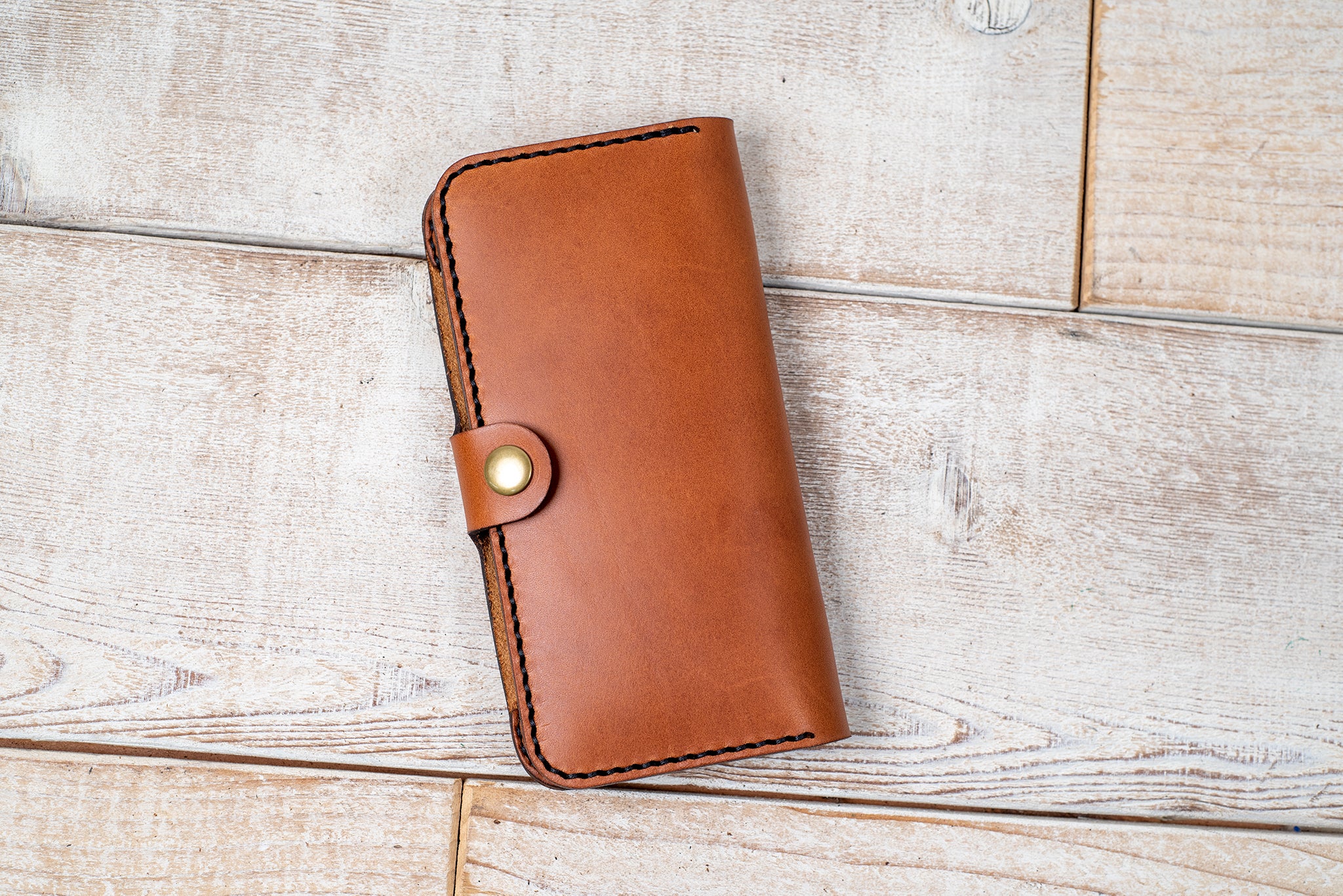 Hand and Hide Custom Leather Left-Handed Wallet Phone Case Red Hand and Hide Custom Leather Left-Handed Wallet Phone Case Red