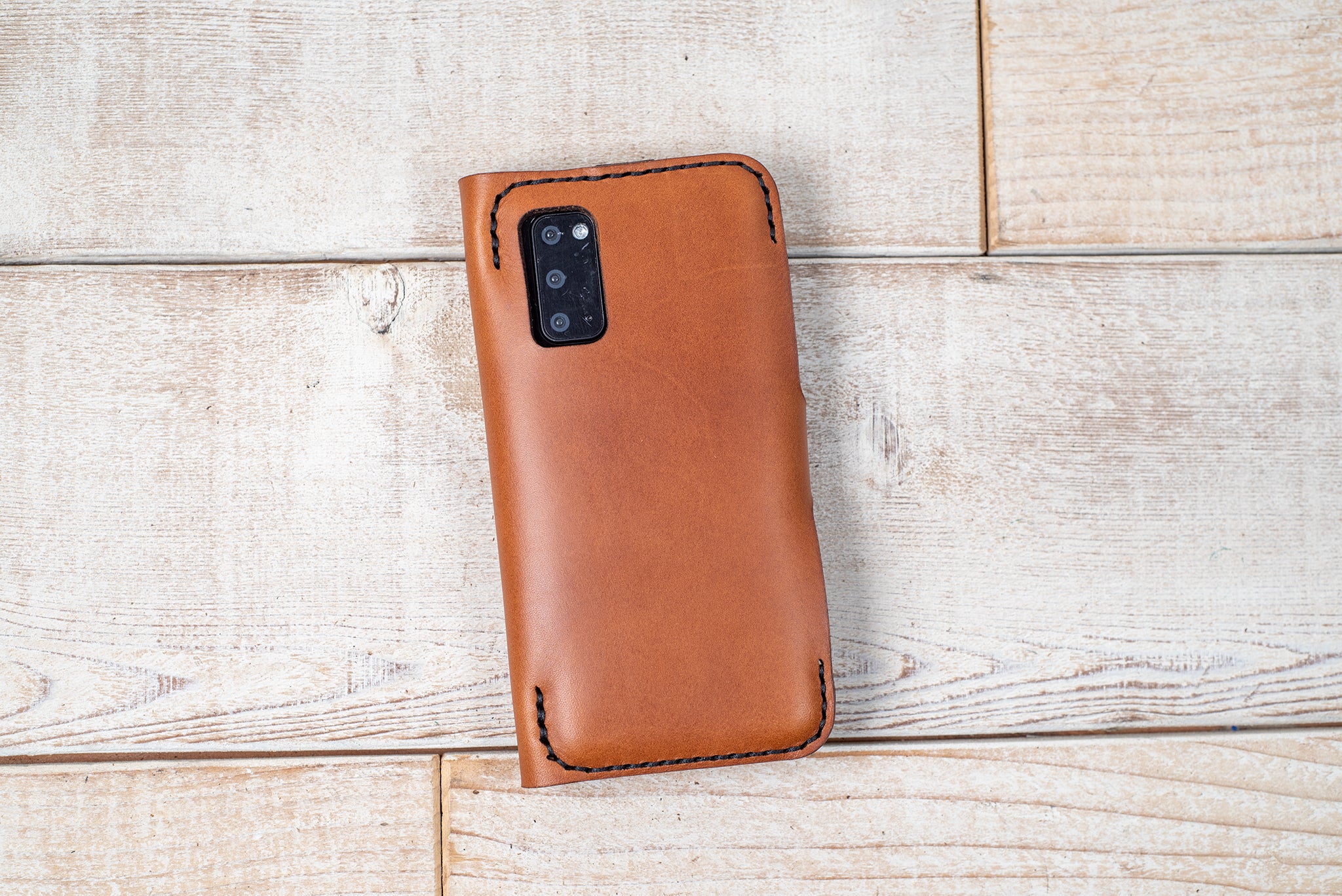 Hand and Hide Custom Leather Left-Handed Wallet Phone Case Red Hand and Hide Custom Leather Left-Handed Wallet Phone Case Red